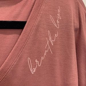 Breathe Love 2X Heather Pink Top